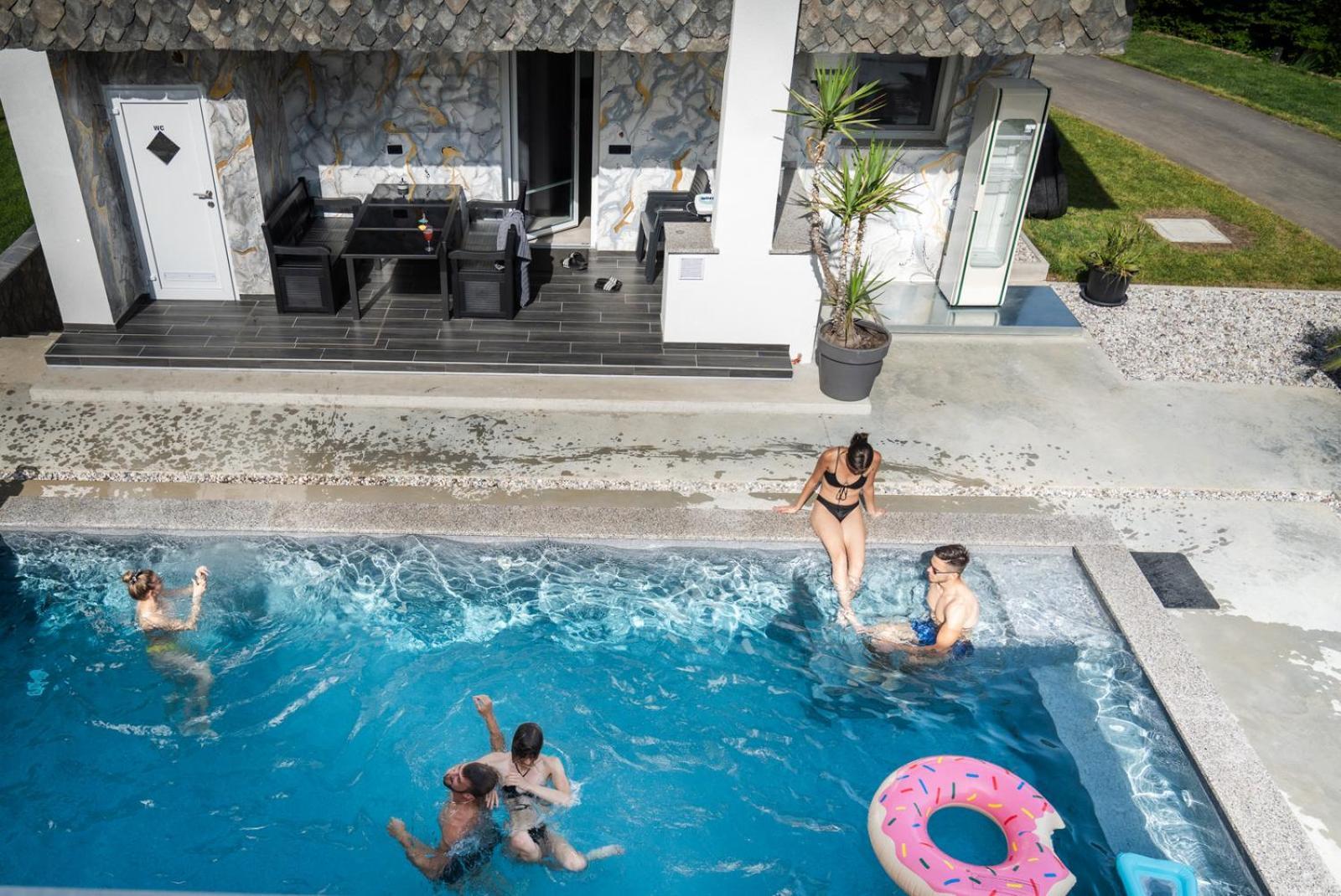 Resort Timaja - Pool, Massage Pool, Sauna Trebnje Exterior photo